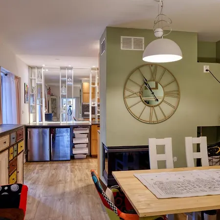 & House Big Win Semesterbostad